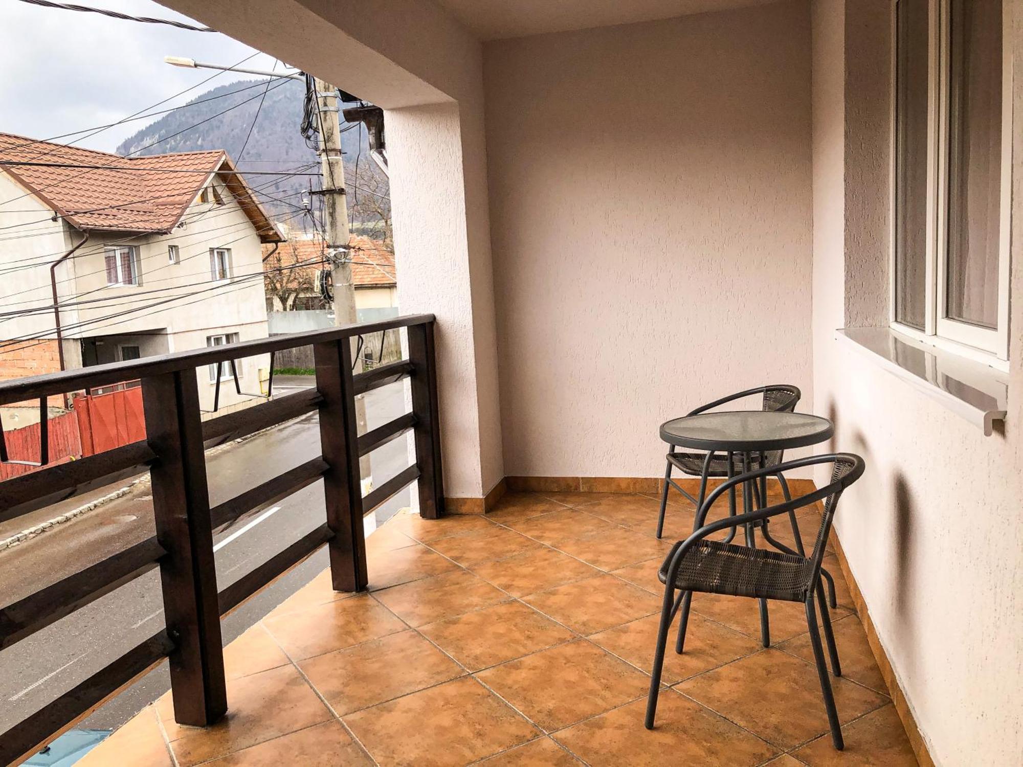 Zărneşti 阿利亚旅馆酒店 外观 照片