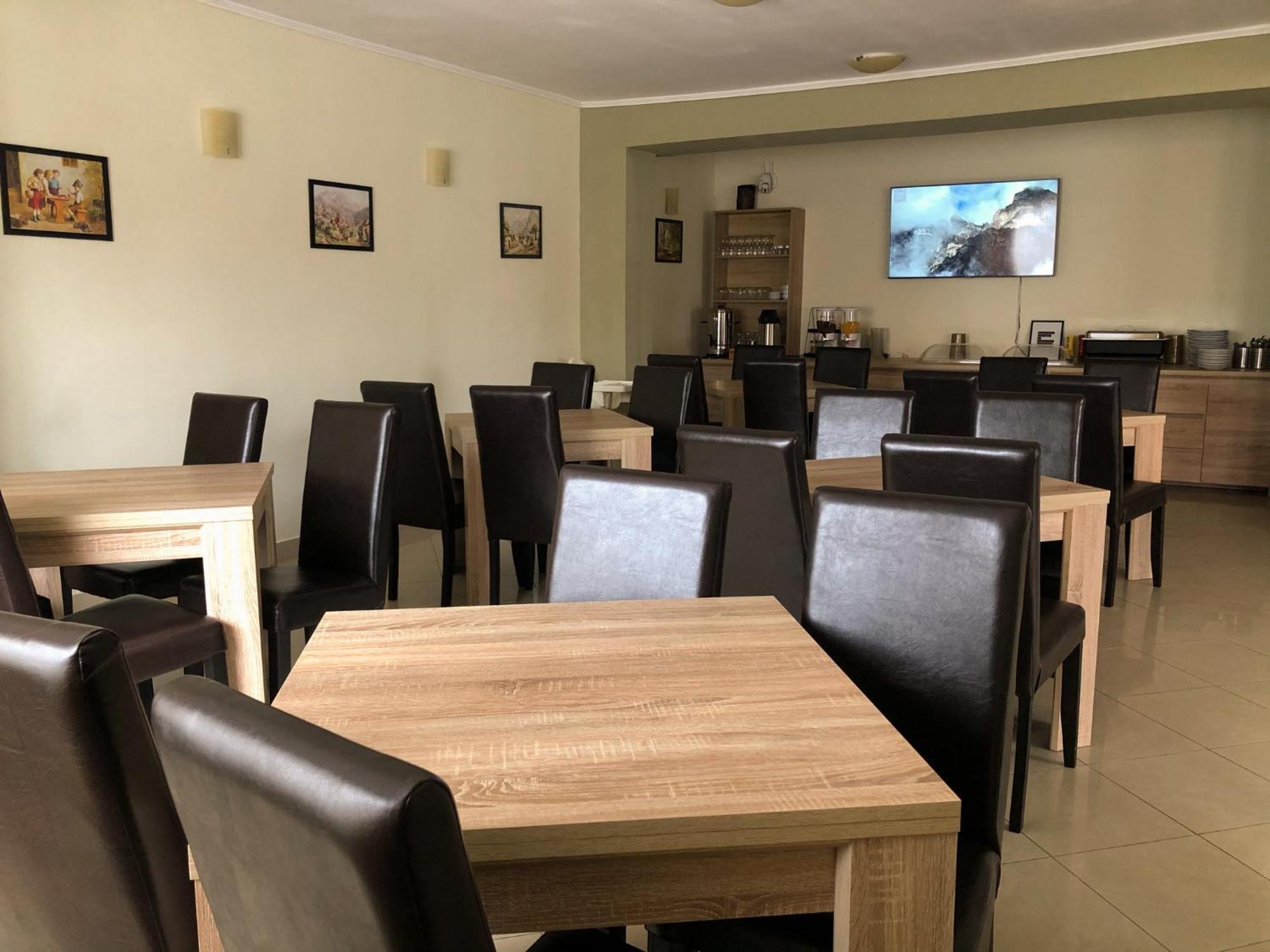 Zărneşti 阿利亚旅馆酒店 外观 照片